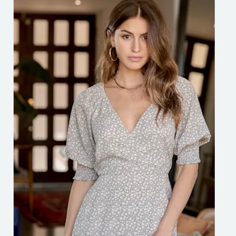Lulu's Light Gray Floral Midi Dress